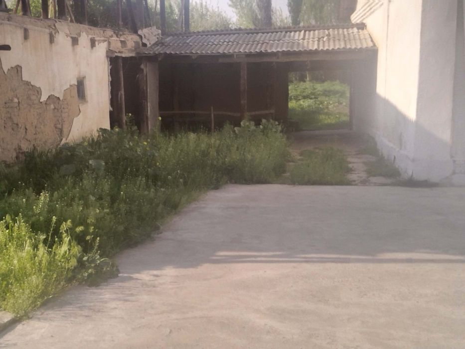 Уй сотилади 5 хонали кадастр бор