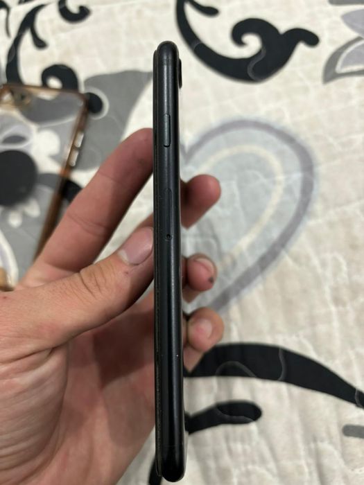 Продам/сатылады iPhone Se 2020 64gb