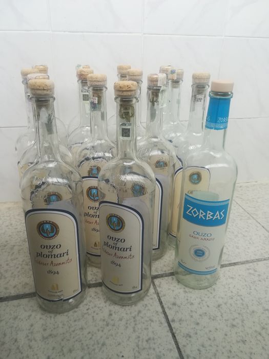 Стъклени бутилки