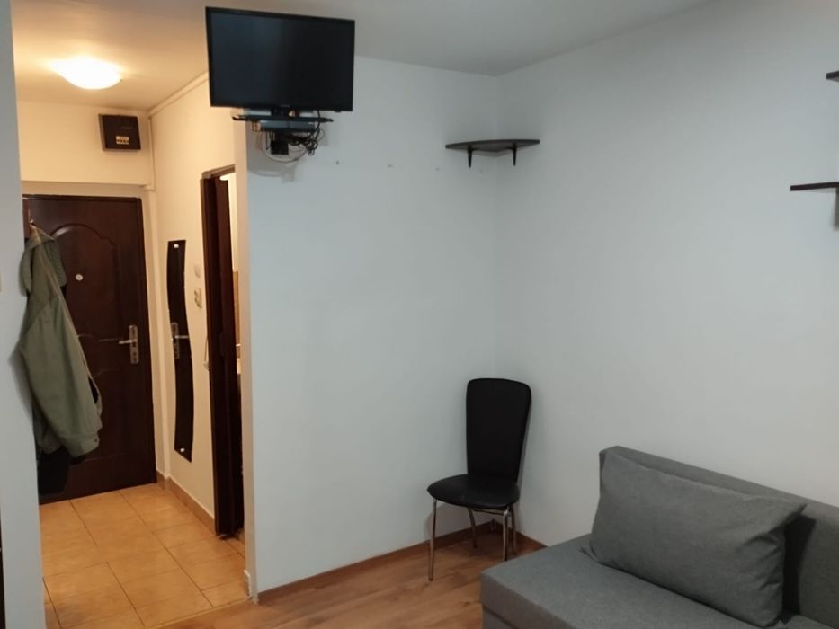 Chirie garsoniera in 7 Noiembrie