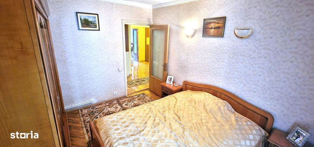 Trei camere decomandat etajul 1, Dacia