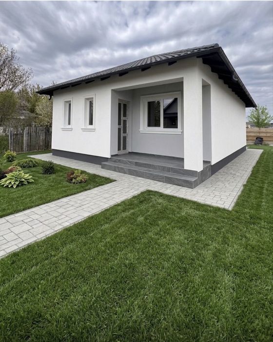 Casa parter cu 400mp teren intabulata .Mutarea imediata