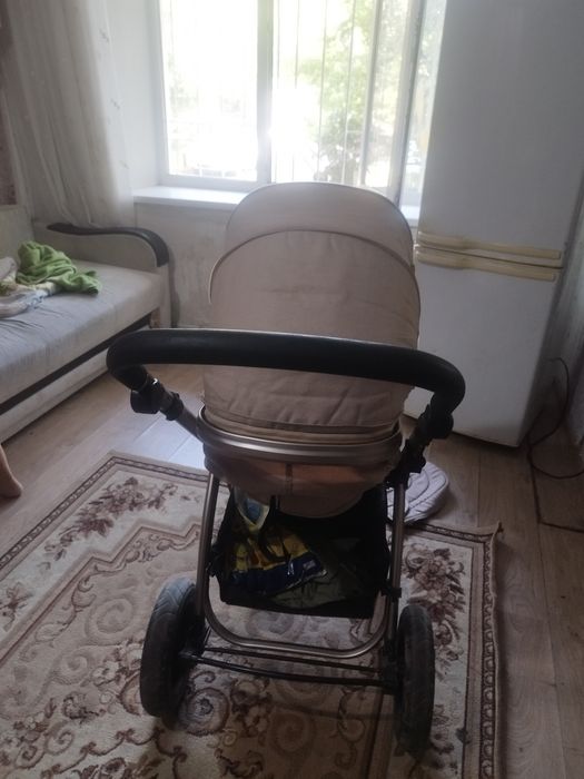 Продам детскую коляску