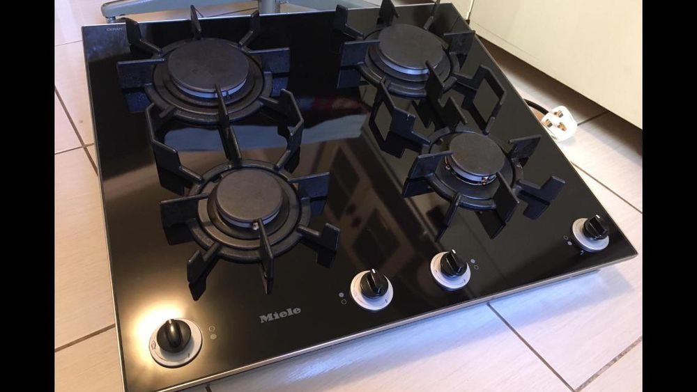 Miele plită pe gaz.