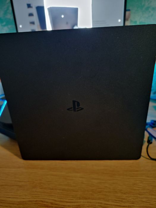 Playstation 4 Slim 1000GB