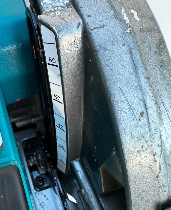 Makita HS 004G - Безчетков мощен ръчен циркуляр 2x40V 4.0Ah