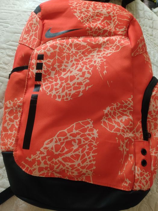 Продам рюкзак Найк