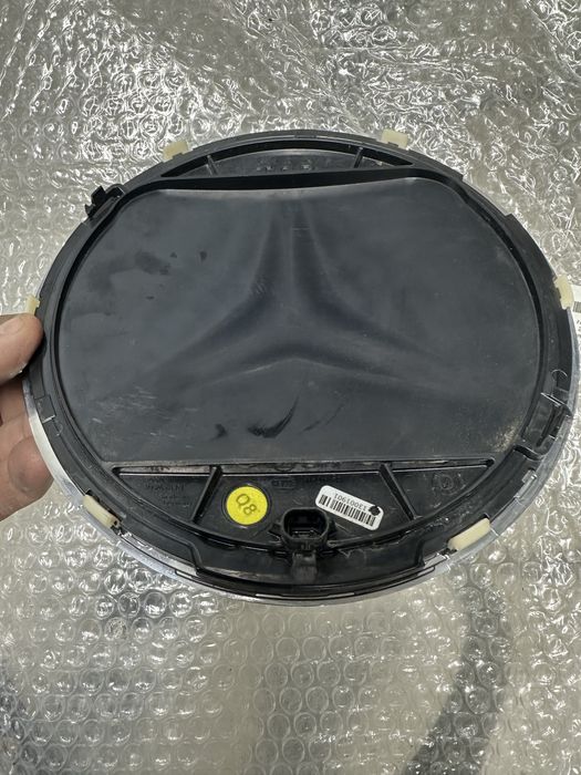 Emblemă distronic cu incălzire mercedes.cod:a0008880500.