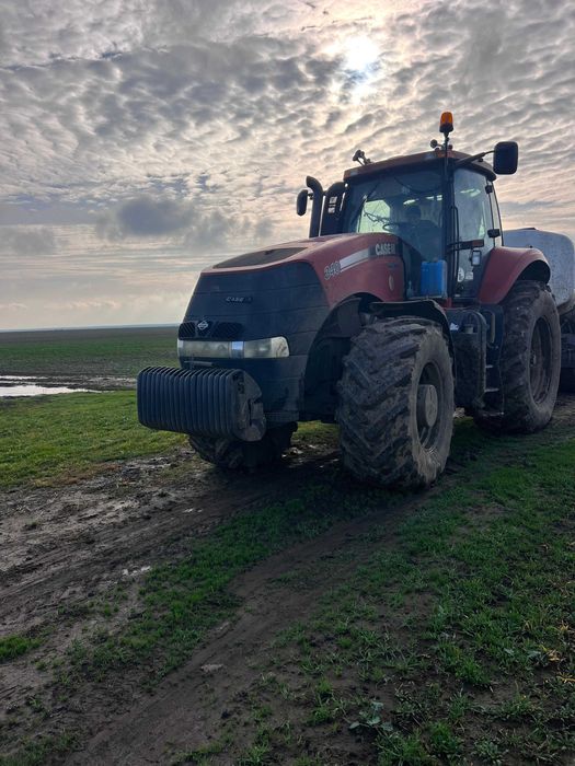 CASE IH MAGNUM 340 Tractor Agricol