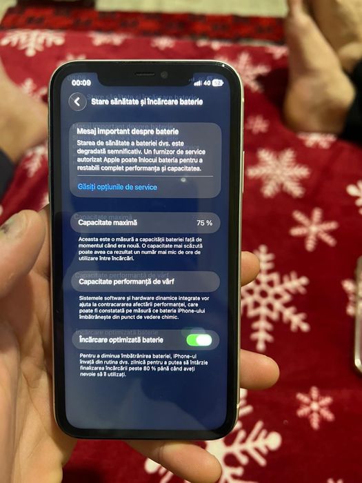 Vand sau schimb iphone 11  pret 750