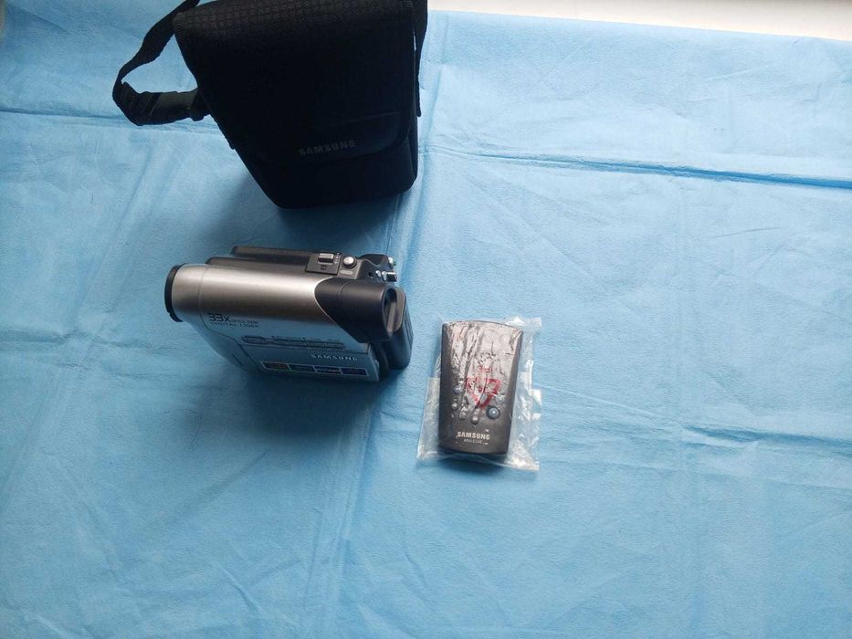 Видеокамера Самсунг в отличном состоянии