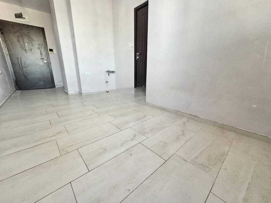 Продава се Едностаен апартамент в Пловдив, Южен - 23 кв.м за 1109 €/кв.м - Снимка #2