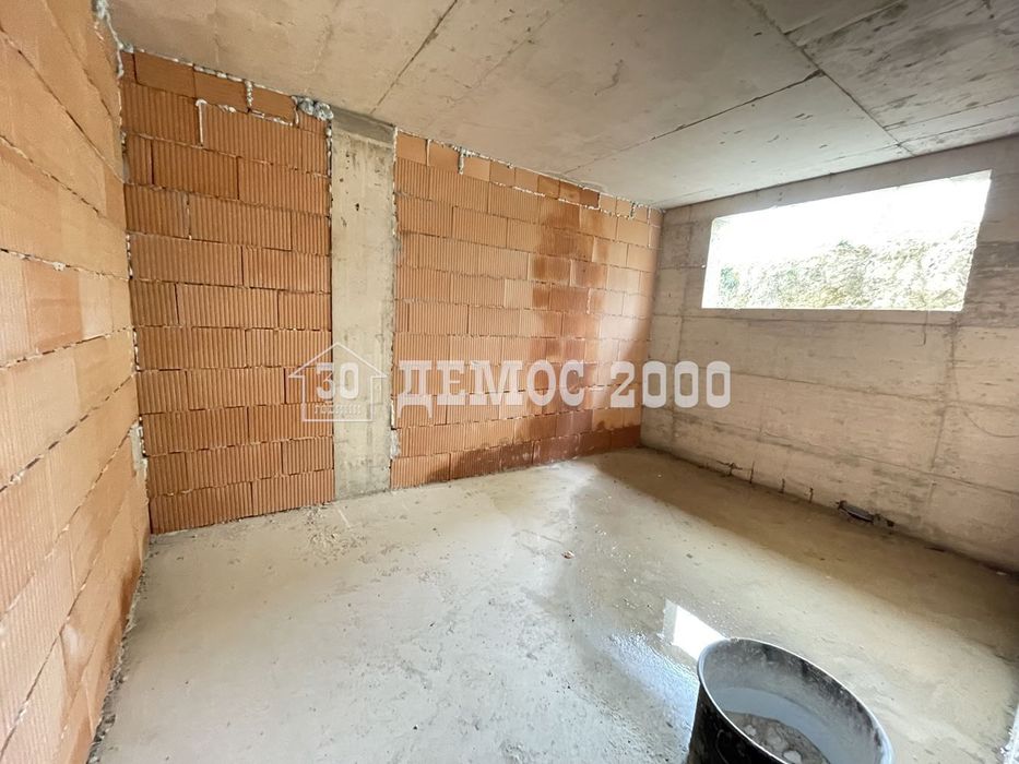 Продава се Тристаен апартамент в Варна, м-т Траката - 87 кв.м за 1244 €/кв.м - Снимка #5