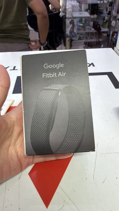 Браслет Google Fitbit Air
