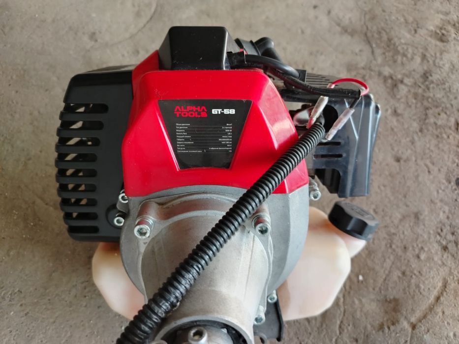 Продам триммер бензиновый