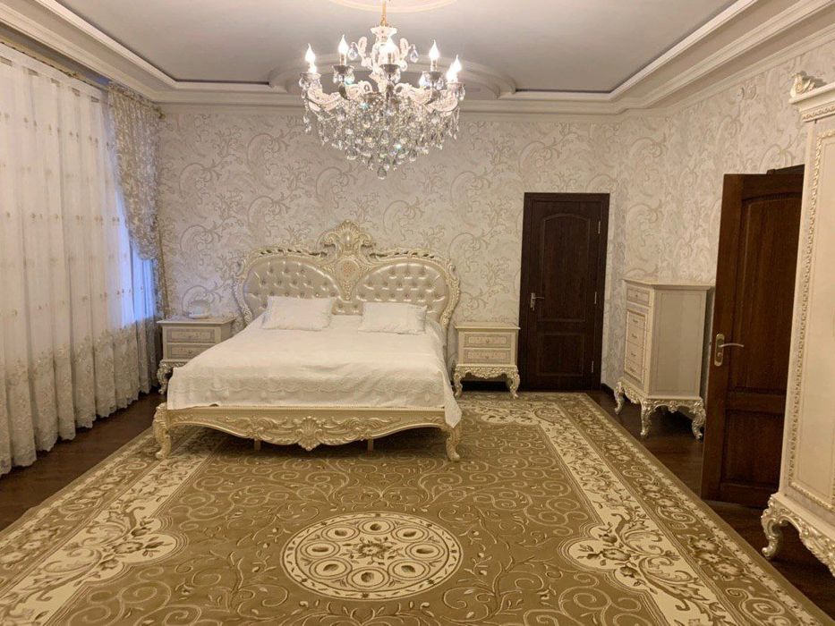 Спальный Гарнитур цвет "слоновая кость"