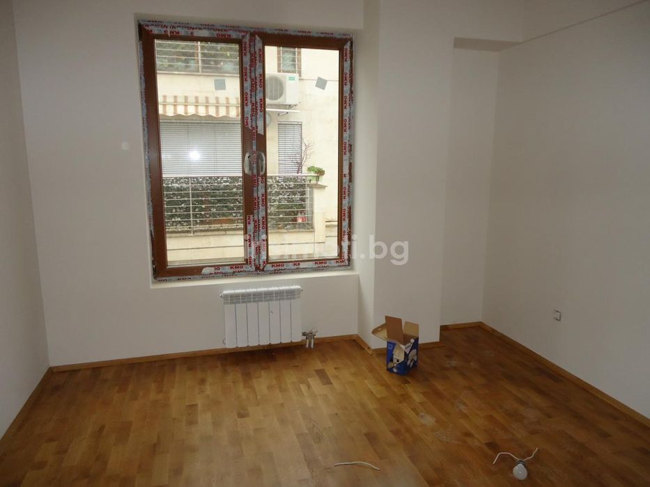 Продава се Тристаен апартамент в София, Манастирски ливади - 134 кв.м за 2159 €/кв.м - Снимка #3