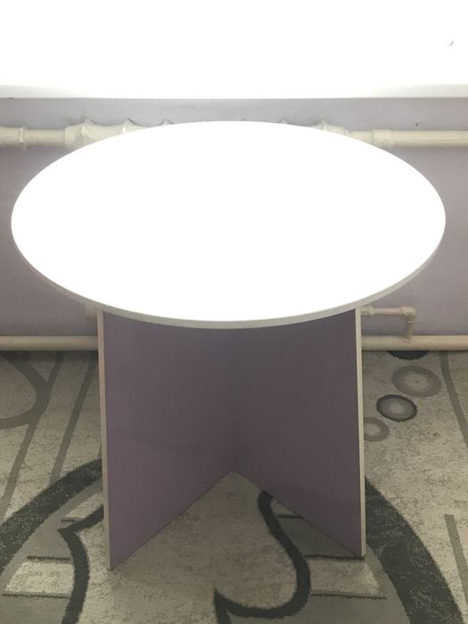 Продам стол