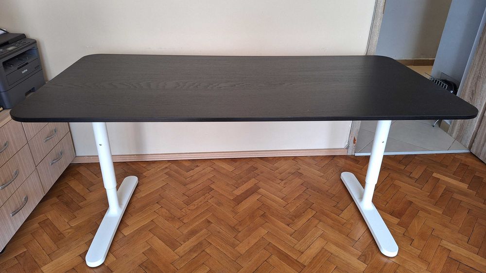 Бюро за домашен офис от ИКЕА