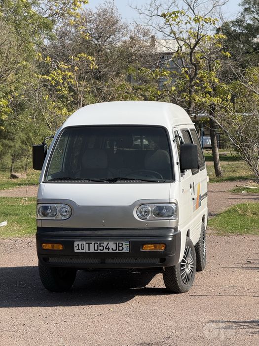 Chevrolet Damas Deluxe