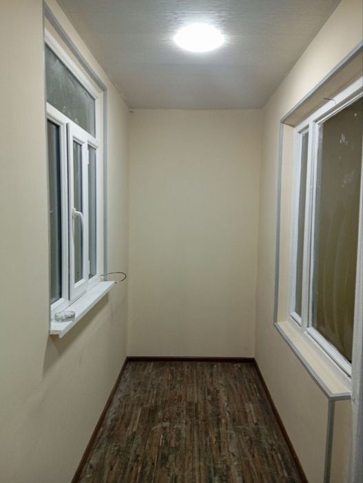 Мирабадский район. Массив куйлюк 2. 2-х комн. 1-й этаж.