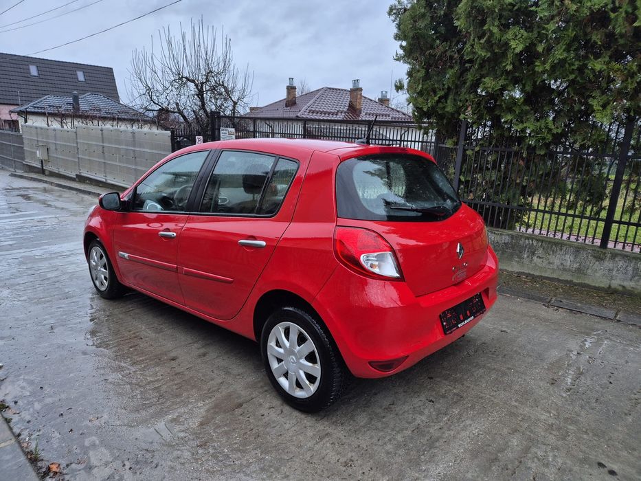 Renault Clio 2011 1,2 benzina Euro 5 205 000km