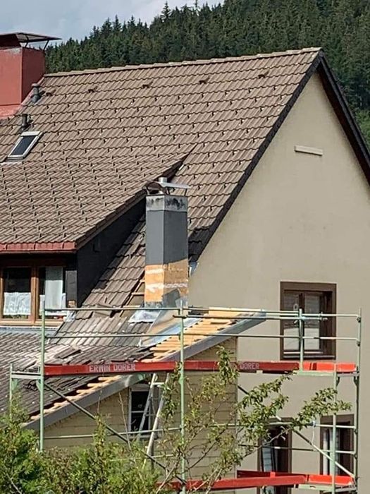 Montaj acoperisuri la cerere