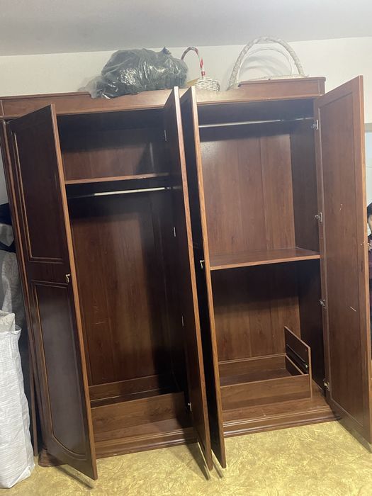 Продаю Шкаф и комод. 20000