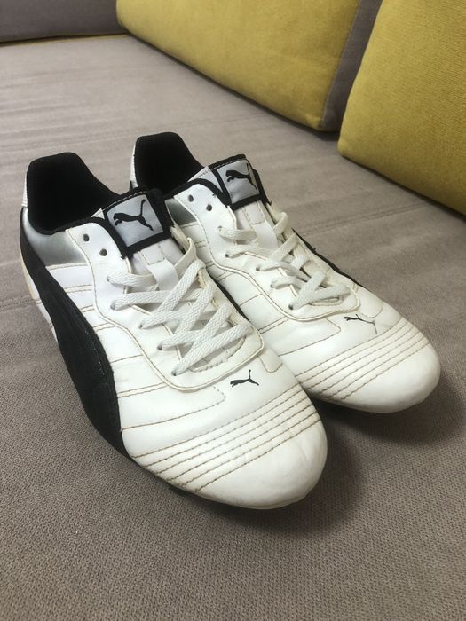 Ghete Fotbal cu Crampoane Puma marime 40