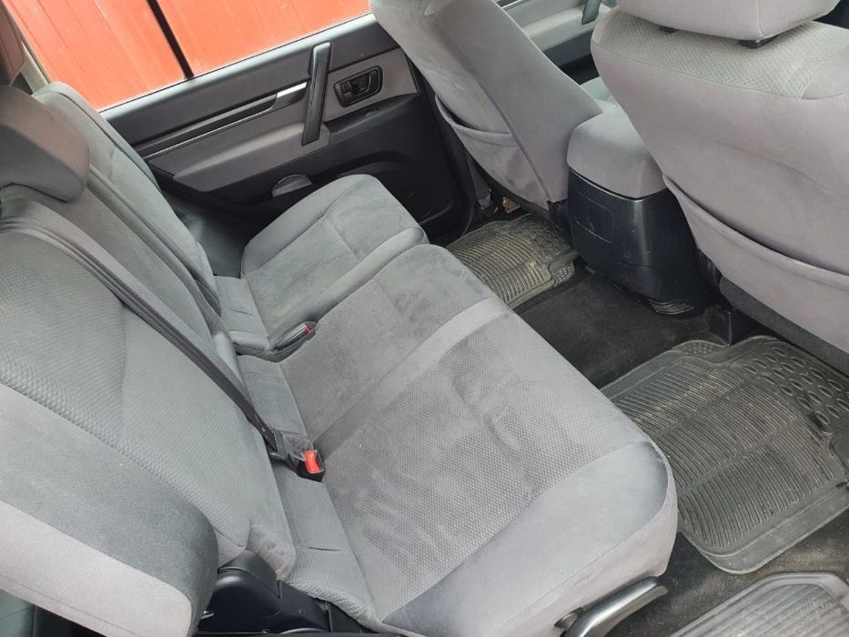 Dezmembrez Mitsubishi Pajero 4 SHOGUN motor 3.2Di-D cod 4m41 118KW 160CP 4x4 2006-2010cutie de viteze transfer reductor grup diferential fata spate bara usa portiera aripa planetara stanga dreapta