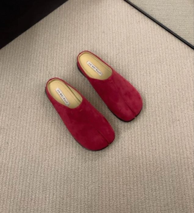 Модные шлепки (Таби)