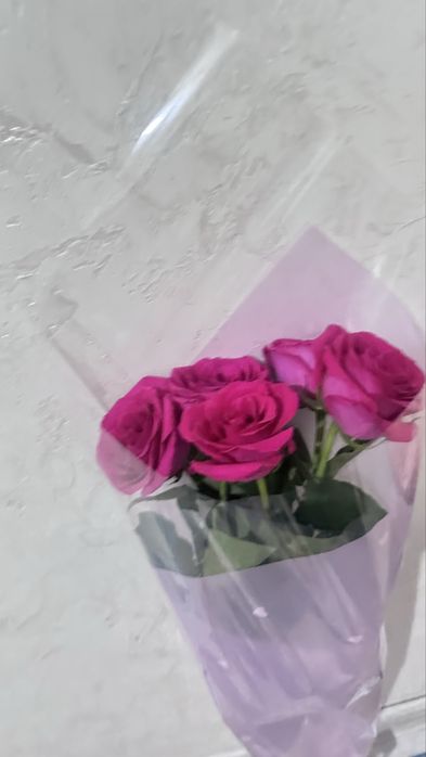 Продам букет из 5 роз