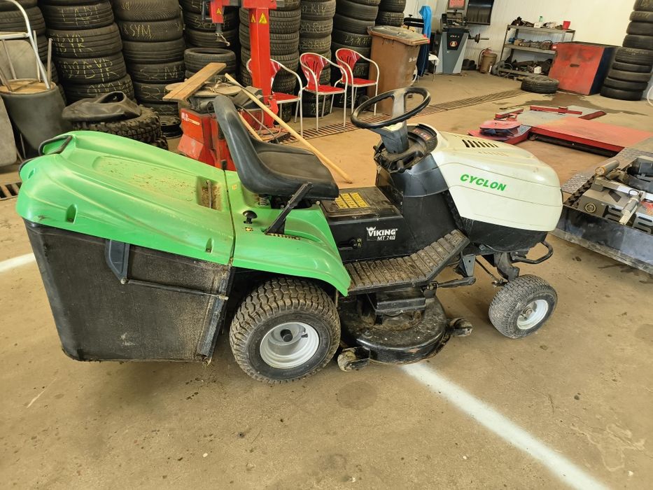 Tractoras gazon Viking 15,5 cai masa dubla