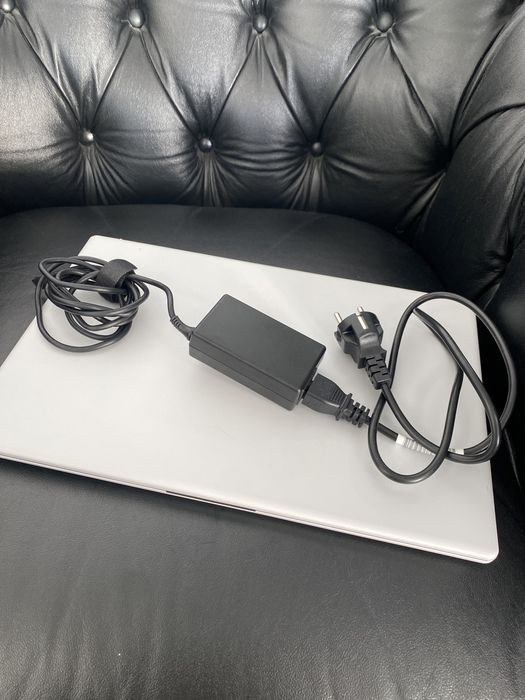 HP OmniBook 3 / 512 Gb / Silver