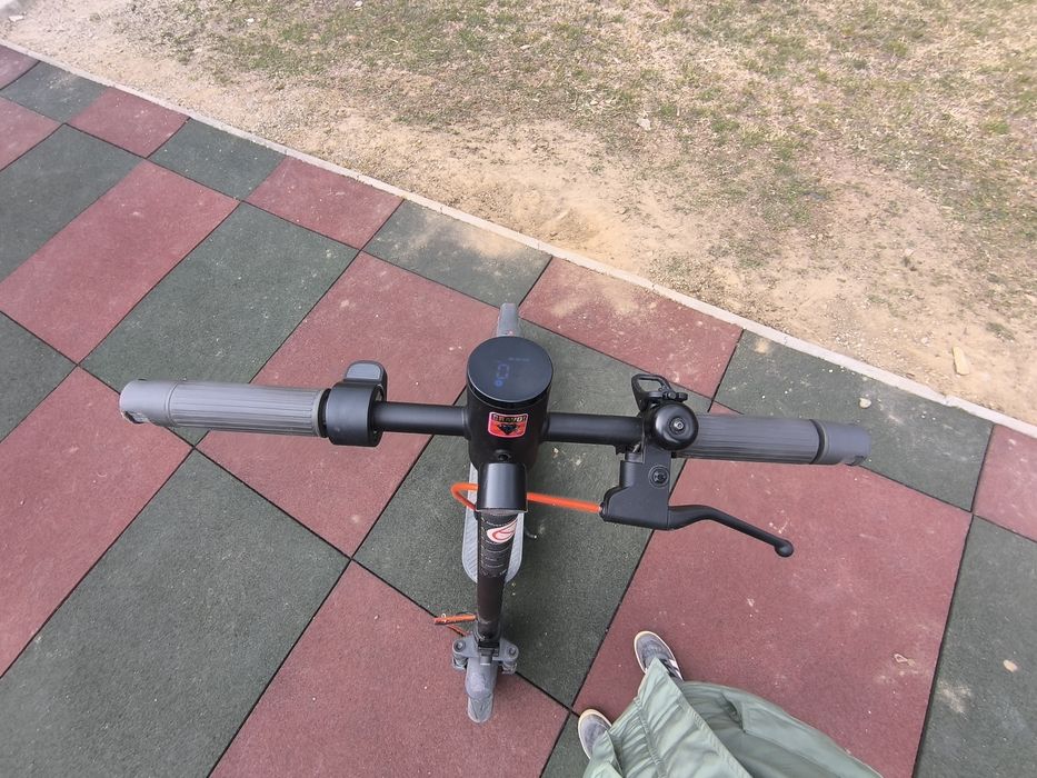 Trotineta electrică Xiaomi elite scooter într-o stare bună