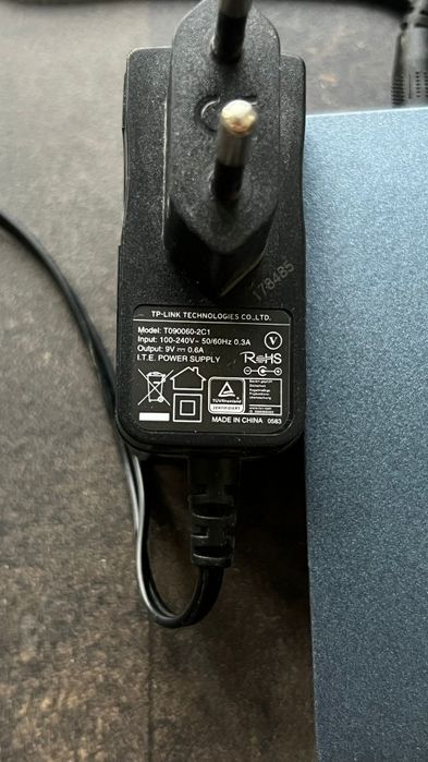 Switch TP-Link TL-SG105 – 5 porturi Gigabit, functioneaza perfect