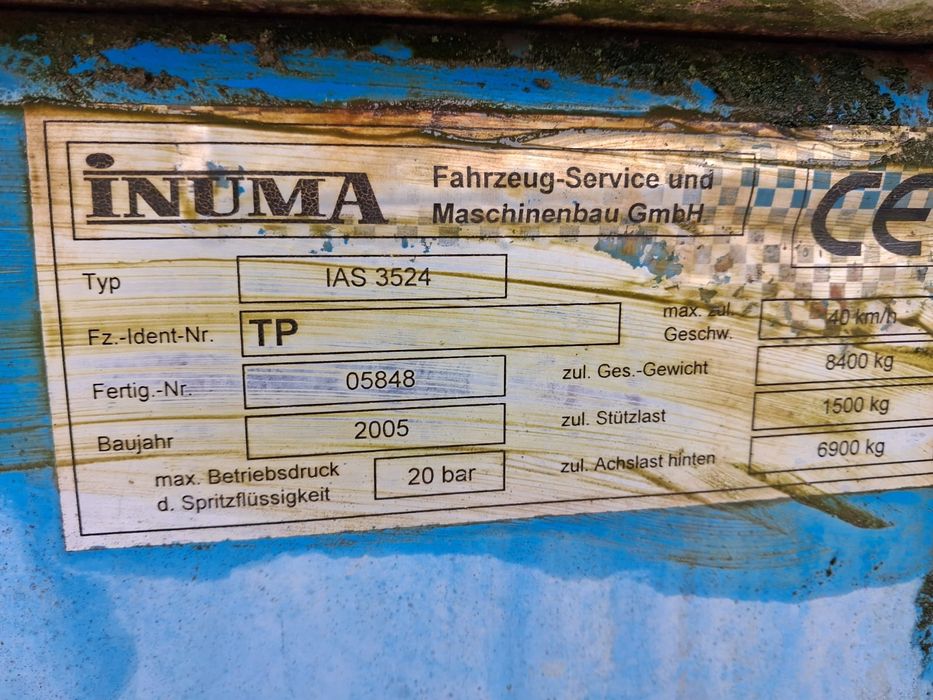 Masina erbicidat Inuma IAS 3524