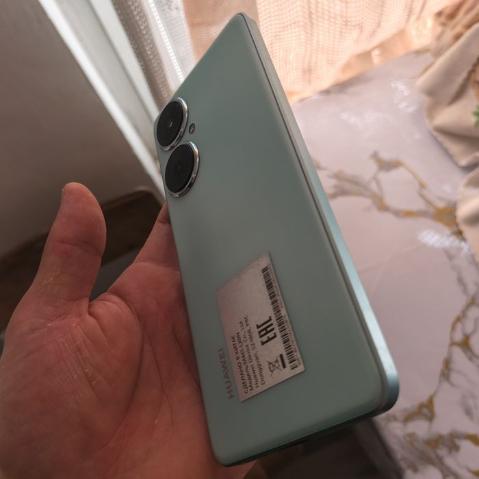 Продам Hawei i11