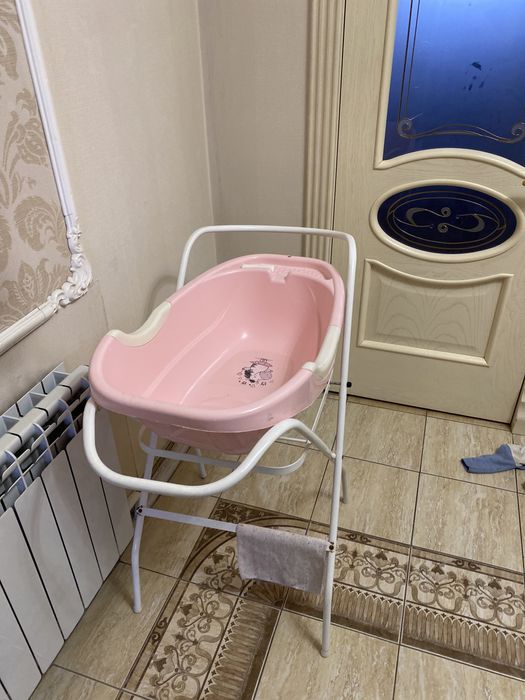 Детская ванная с подставкой