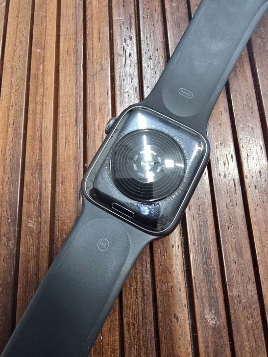 Apple watch se 1 44mm Магазин Реал