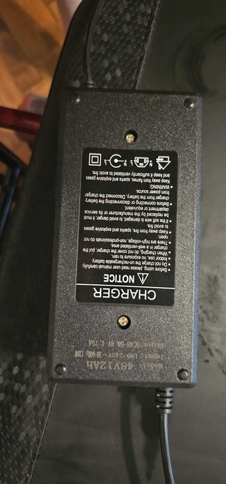 Trotty Scuter electric, model it-e3, motor 350w, baterie 12ah - rosu