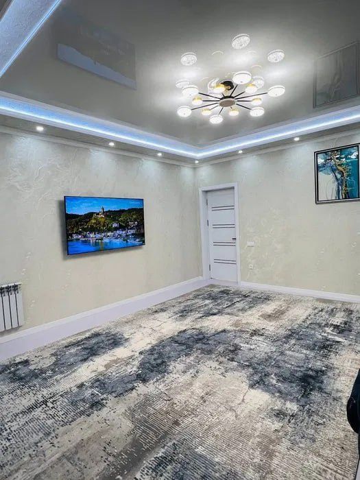 Срочна аренда айбек метро 3 ком *108