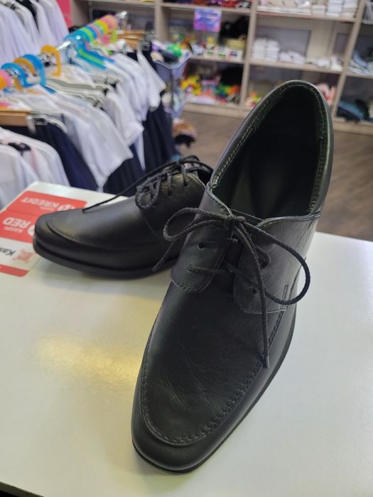 Продам туфли кожаные 35-36 размер