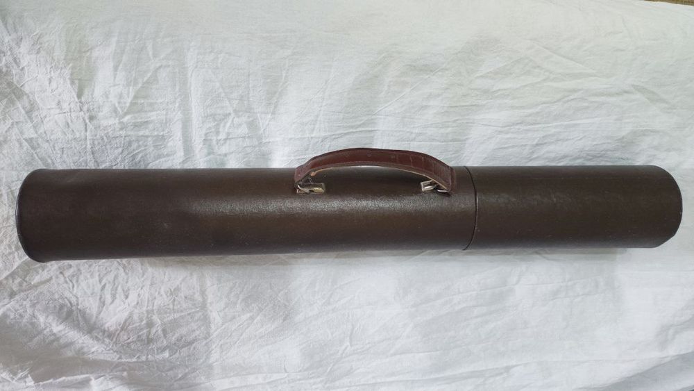 Тубус кожаный для чертежей.