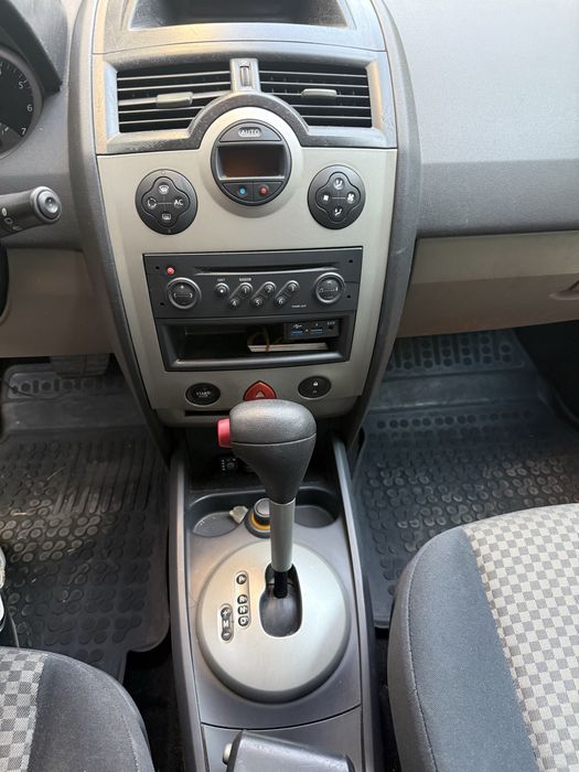 Renault Megane, 2004г, автоматик с газова уредба