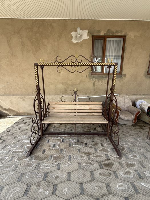 Срочно продам беседку новую