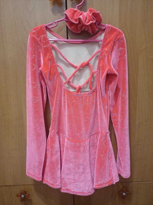 Костюм для фигурного катания