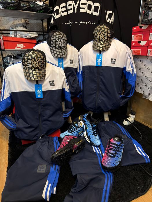 Haine sport treninguri Adidași