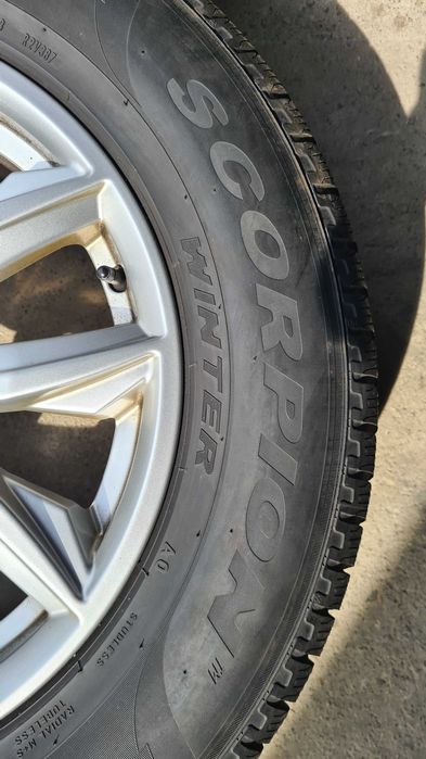 Roti/Jante/Jenti Audi Q5 (FY) 2017-2025 | Pirelli Scorpion Winter - 235/65 R17 104H