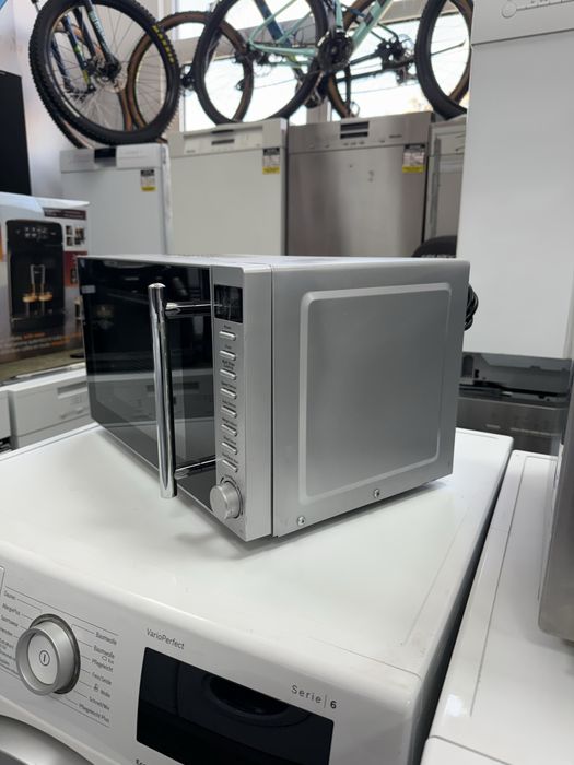 Микровълнова фурна